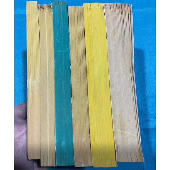 Vintage Science Fiction Book Lot of 6 - Picture 7 of 7